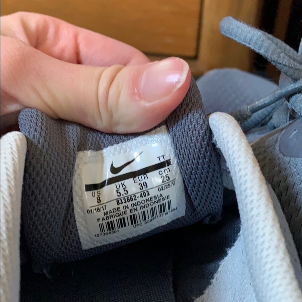 Blue Nike Air Sneakers - Picture 8 of 8